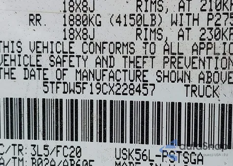 2012 Toyota Tundra Grade 5.7L V8 z USA, uszkodzony, nr VIN 5TFDW5F19CX228457